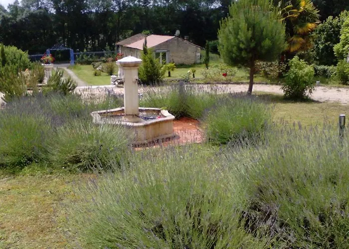 Hotel Chateau Sainte Marie Dompierre-sur-Charente